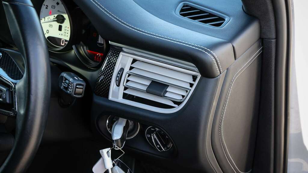 Porsche Macan 2 L T 4Wd #18