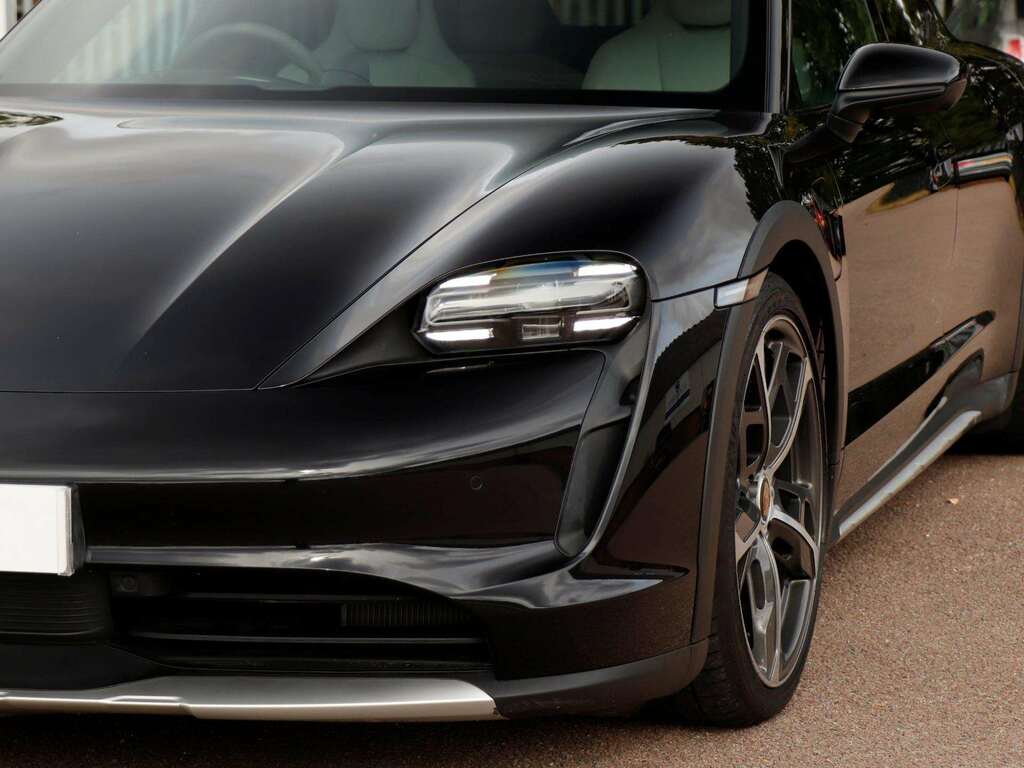 Porsche Taycan Suv  #30