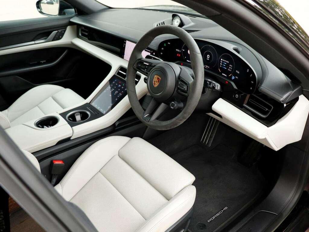 Porsche Taycan Suv  #10
