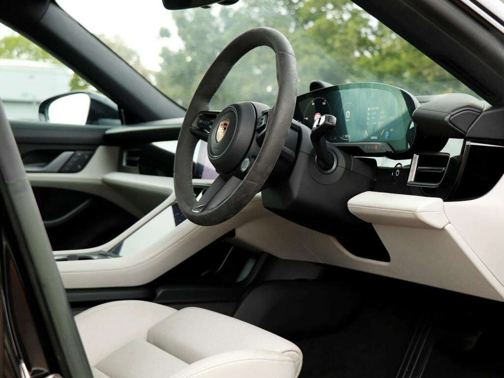 Porsche Taycan Suv  #11