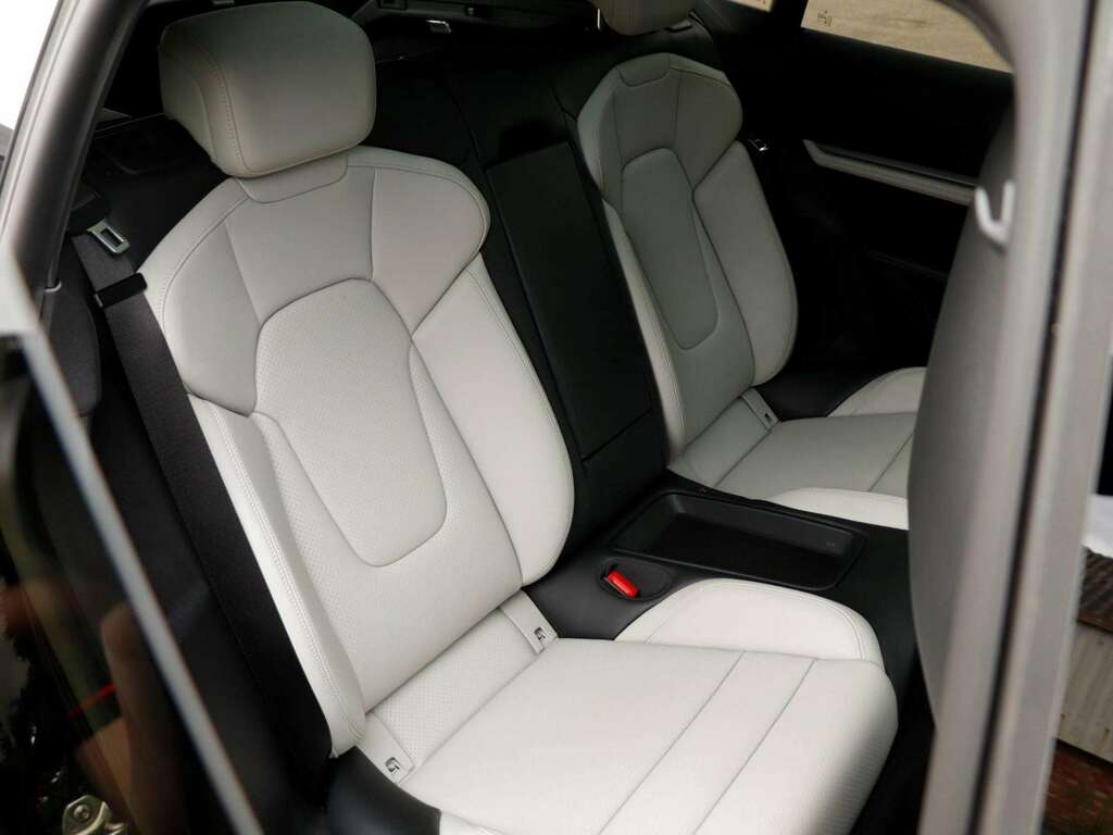 Porsche Taycan Suv  #25