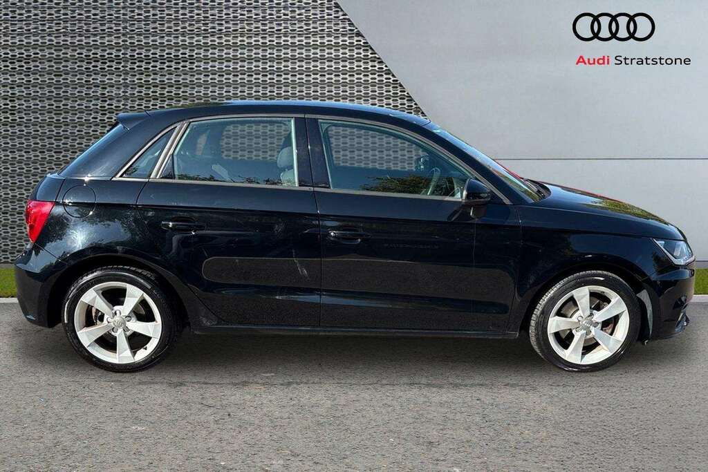 Audi A1 1.6 Tdi Sport Nav 2018 Black #4
