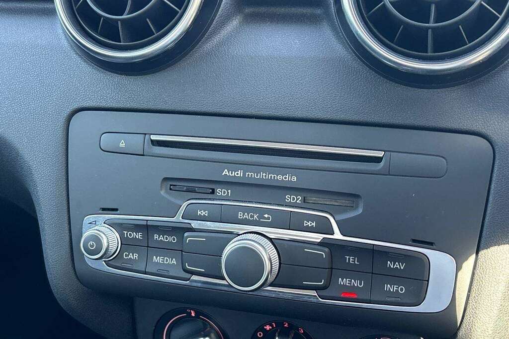 Audi A1 1.4 Tfsi 125 Black Edition Nav White #30