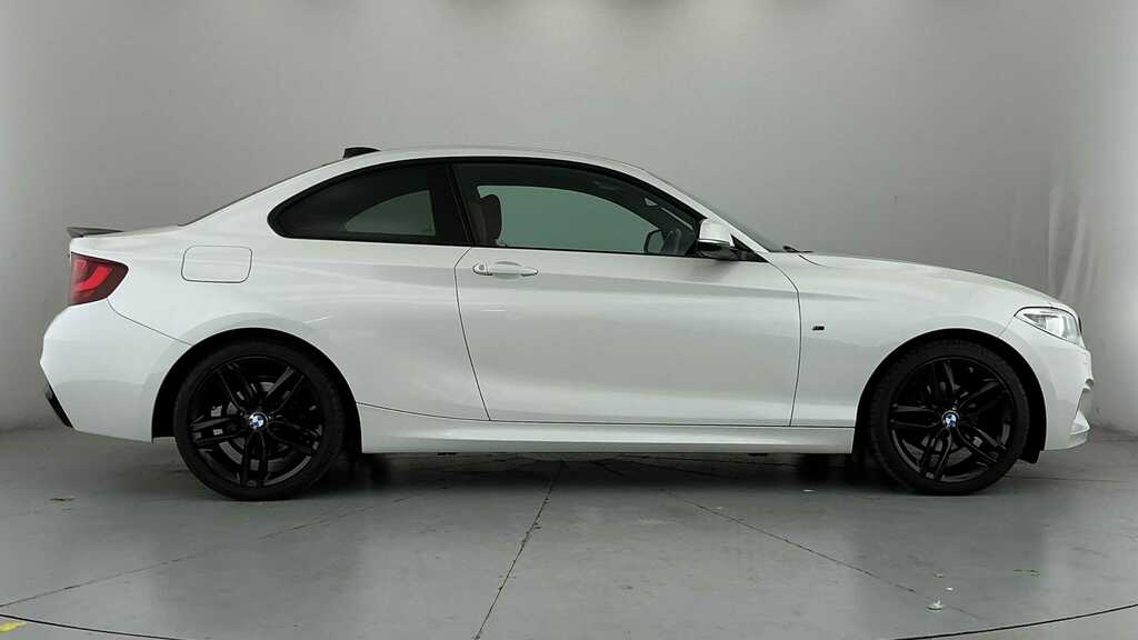 BMW 2 Series 218I M Sport Nav 2016 White #3