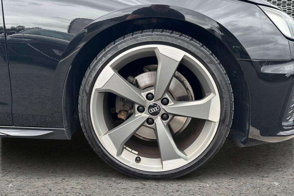 Audi A4 35 Tfsi Black Edition S Tronic 2022 Black #5
