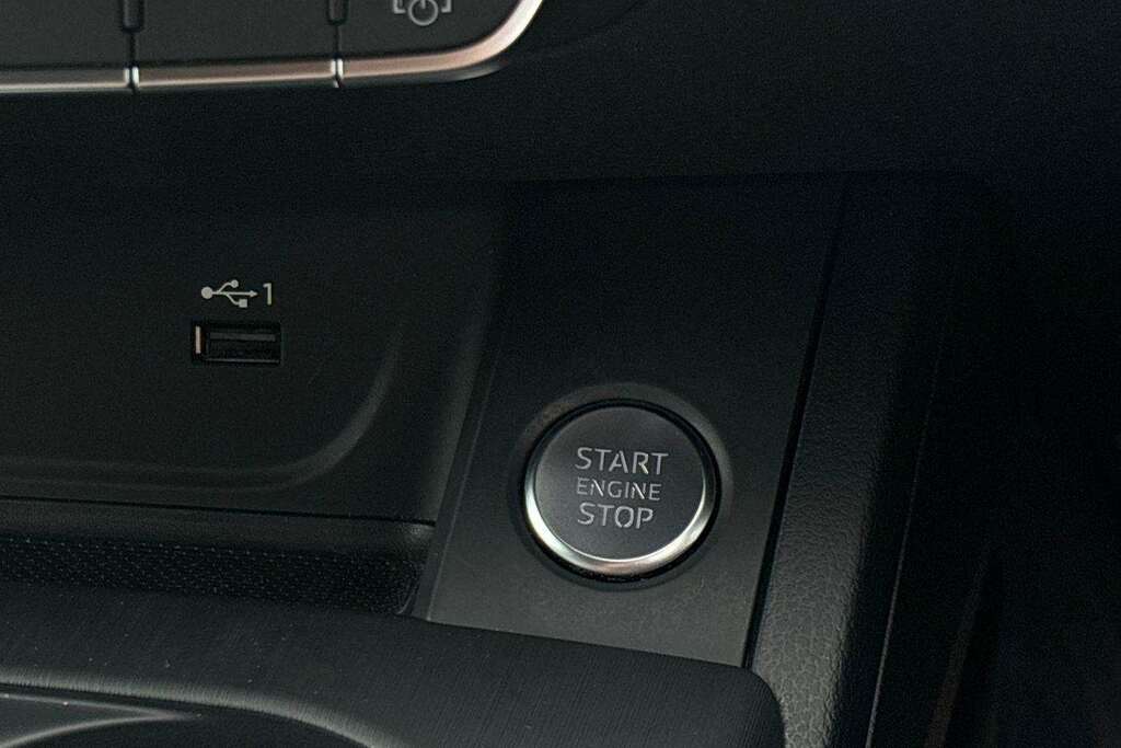 Audi A5 2.0 Tdi Ultra Sport Black #29
