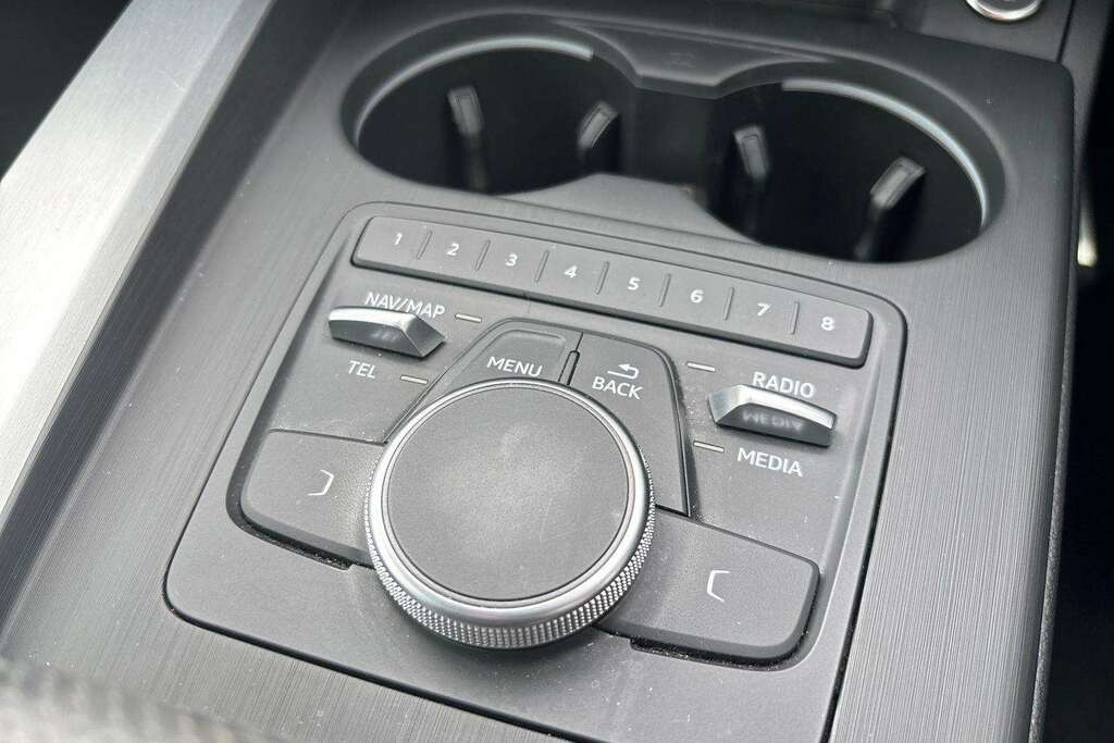 Audi A5 2.0 Tdi Ultra Sport Black #36