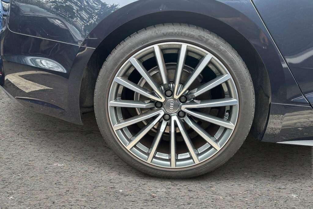 Audi A5 2.0 Tdi Ultra Sport Black #11