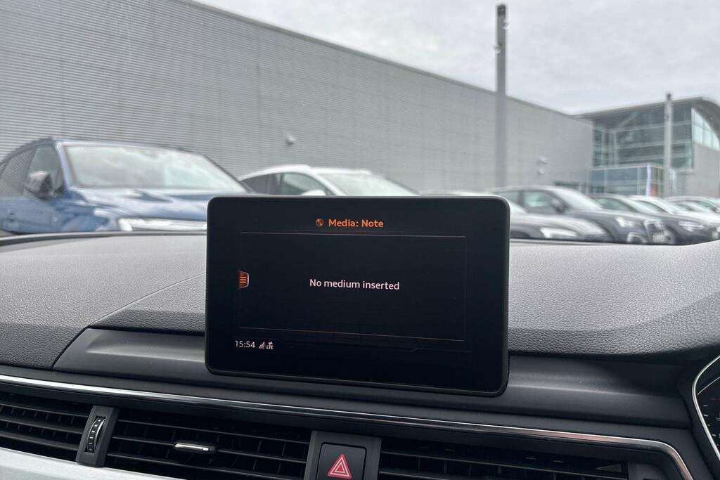 Audi A5 2.0 Tdi Ultra Sport Black #40