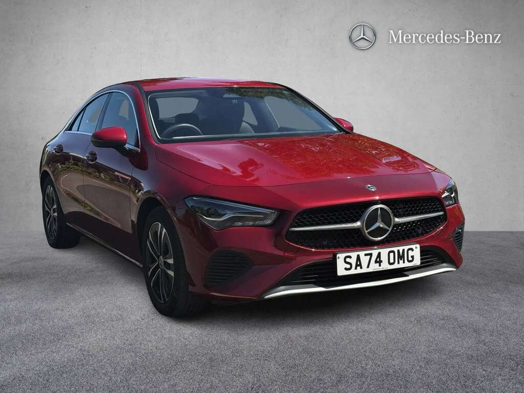 Mercedes-Benz CLA Class 180 Sport Edition Tip 2024 Red