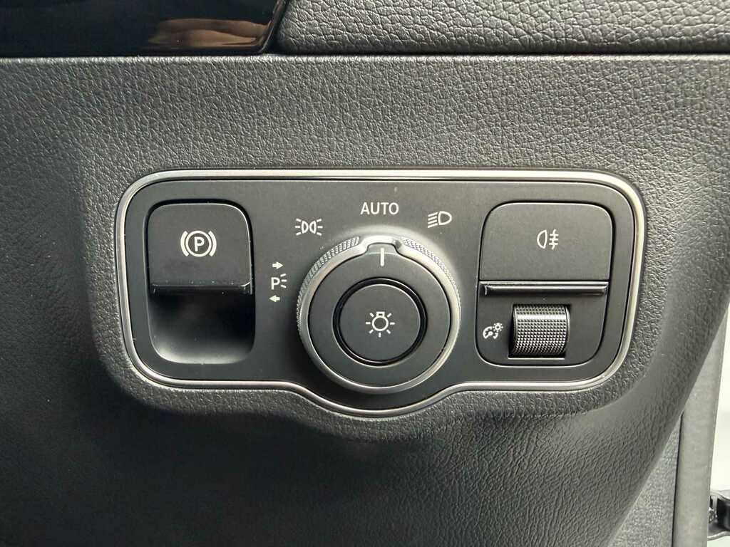 Mercedes-Benz B Class B200d Amg Line Executive Grey #26
