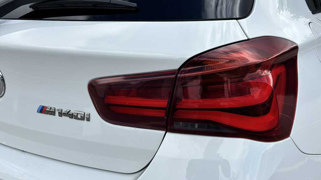 BMW 1 Series M140i Shadow Edition White #32