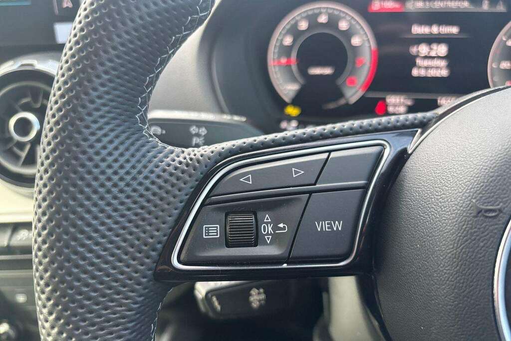 Audi Q2 35 Tfsi S Line S Tronic Tech Blue #16