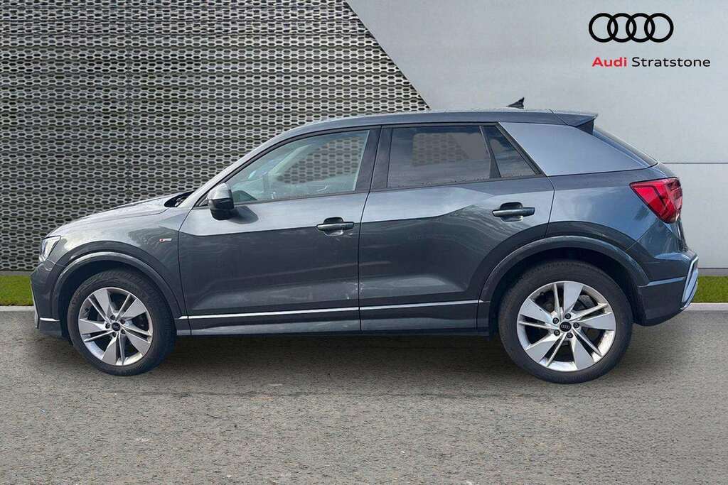 Audi Q2 35 Tfsi S Line S Tronic Tech Blue #8