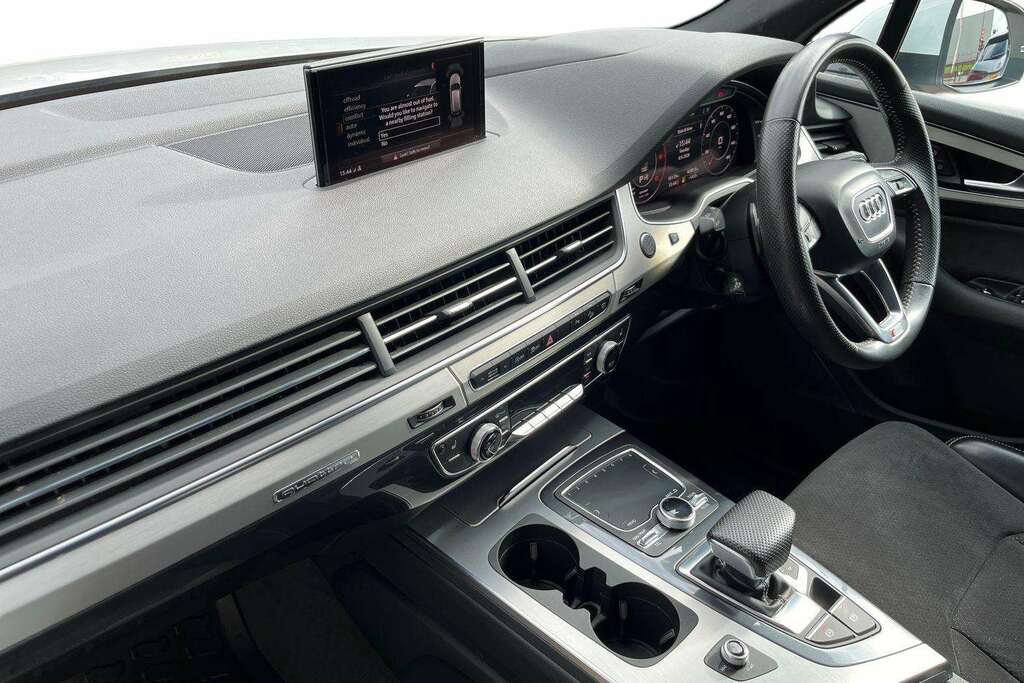 Audi Q7 3.0 Tdi Quattro S Line Tip 2019 White #2