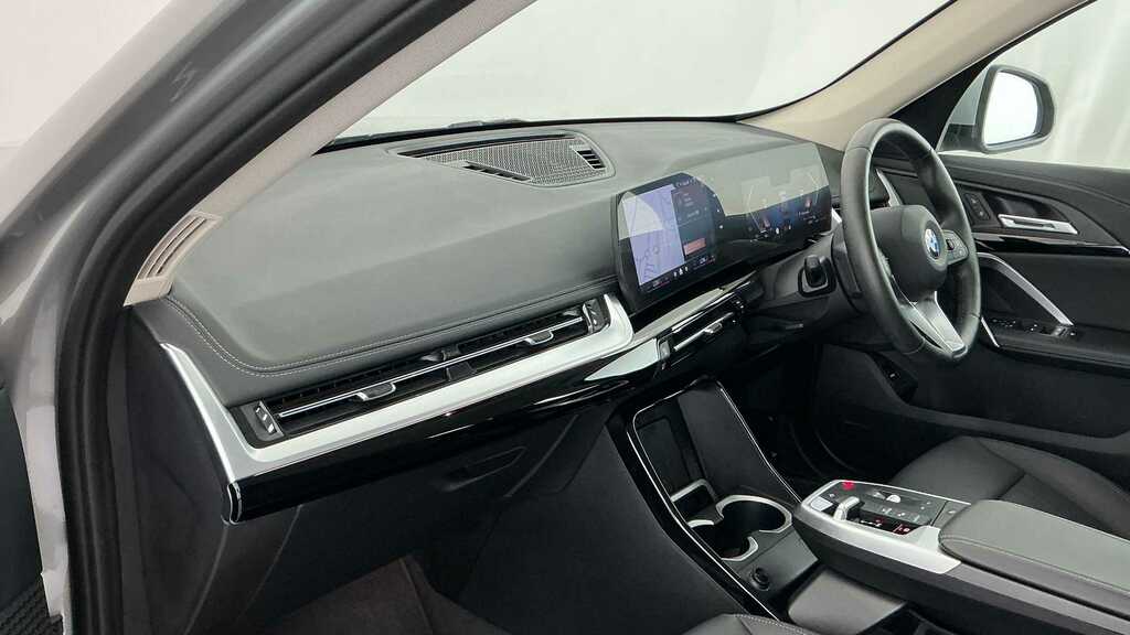 BMW X1 Sdrive 18D Xline Step Blue #7