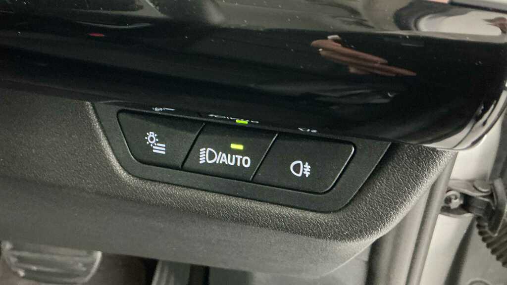 BMW X1 Sdrive 18D Xline Step Blue #20