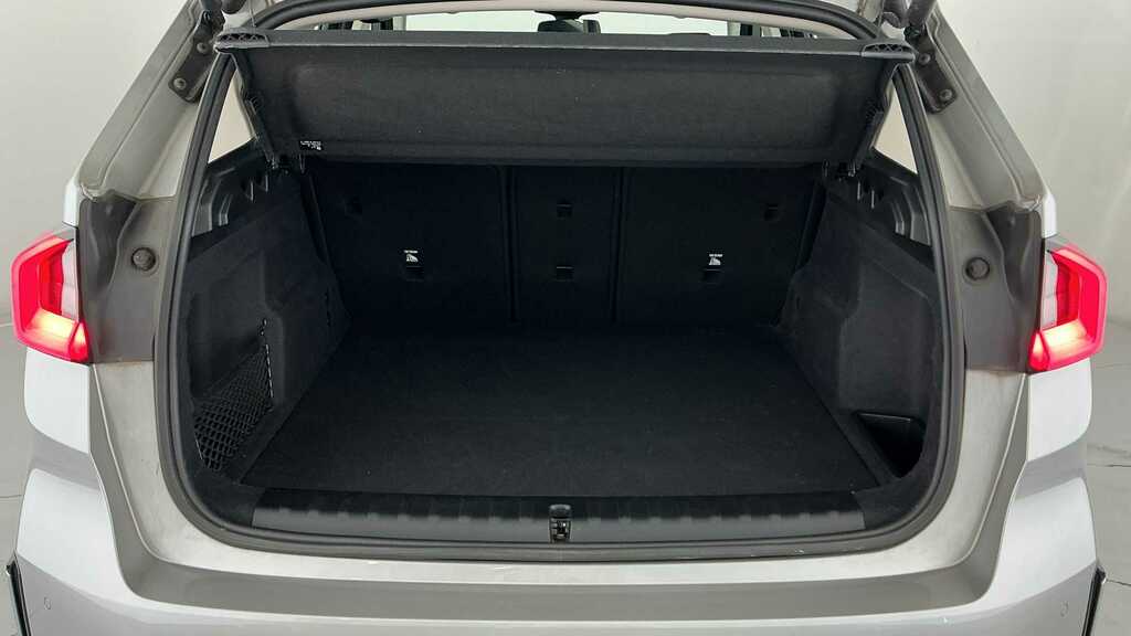 BMW X1 Sdrive 18D Xline Step Blue #13