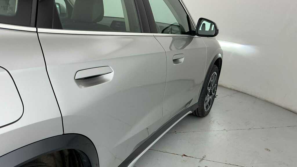 BMW X1 Sdrive 18D Xline Step Blue #37