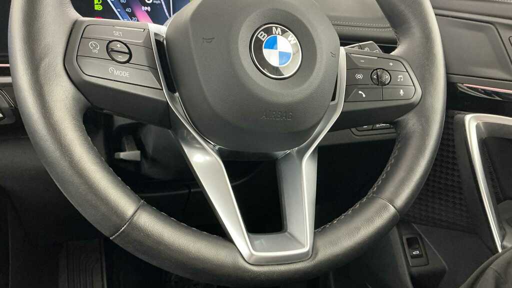 BMW X1 Sdrive 18D Xline Step Blue #31