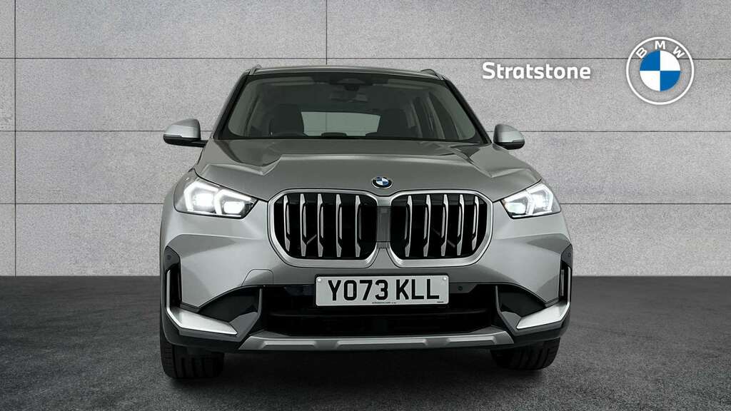 BMW X1 Sdrive 18D Xline Step Blue #16