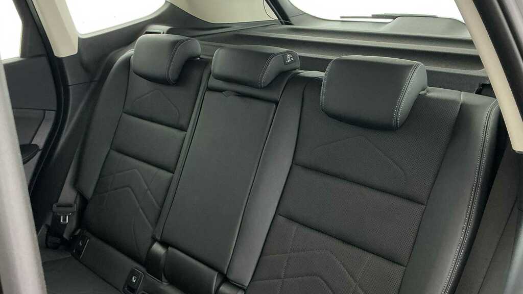 BMW X1 Sdrive 18D Xline Step Blue #12