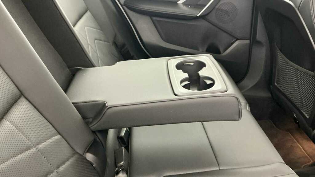 BMW X1 Sdrive 18D Xline Step Blue #35