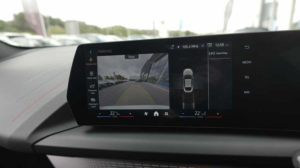 BMW 2 Series 220I Mht Luxury Dct White #35
