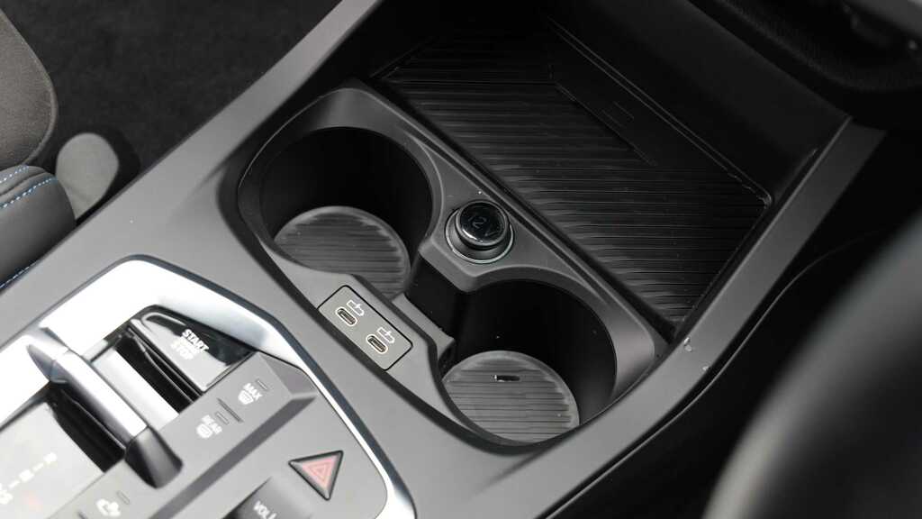 BMW 2 Series 220I Mht Luxury Dct White #26