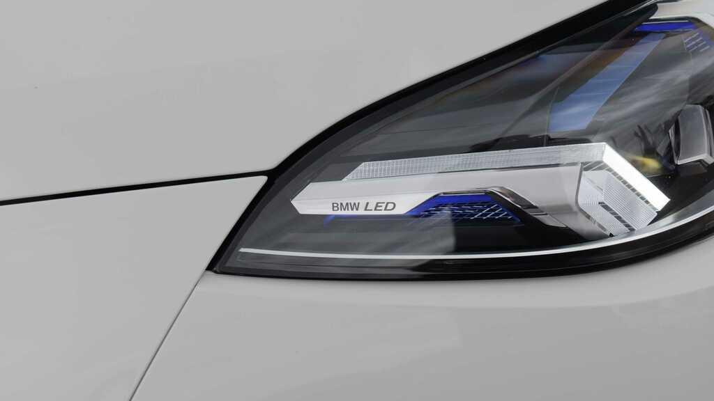 BMW 2 Series 220I Mht Luxury Dct White #11