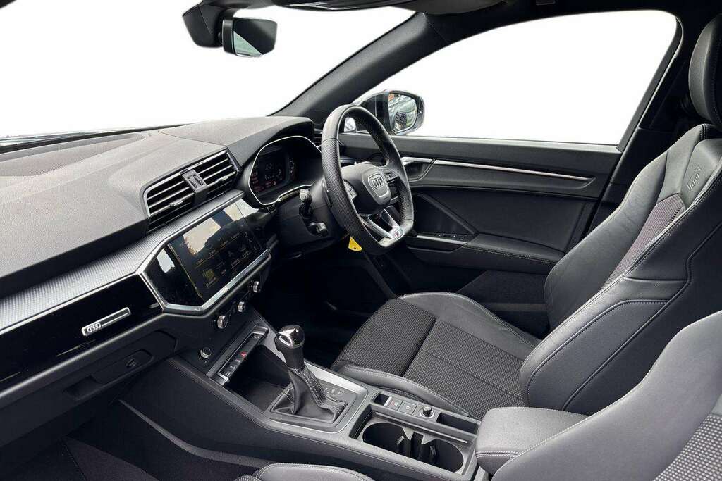 Audi Q3 35 Tfsi Black Edition S Tronic 2023 #2