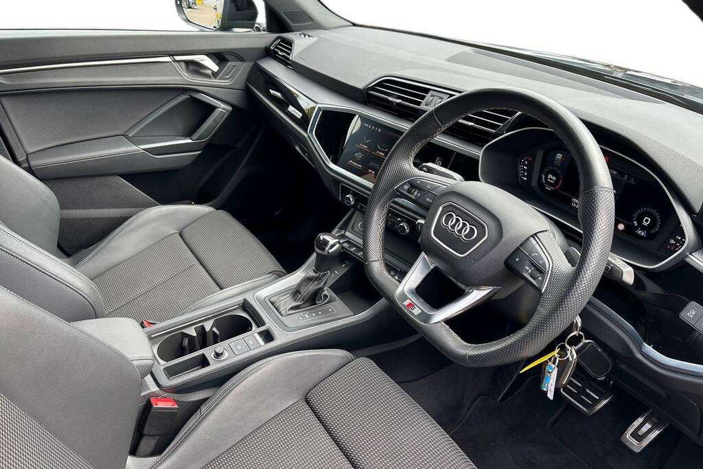 Audi Q3 35 Tfsi Black Edition S Tronic 2023 #6