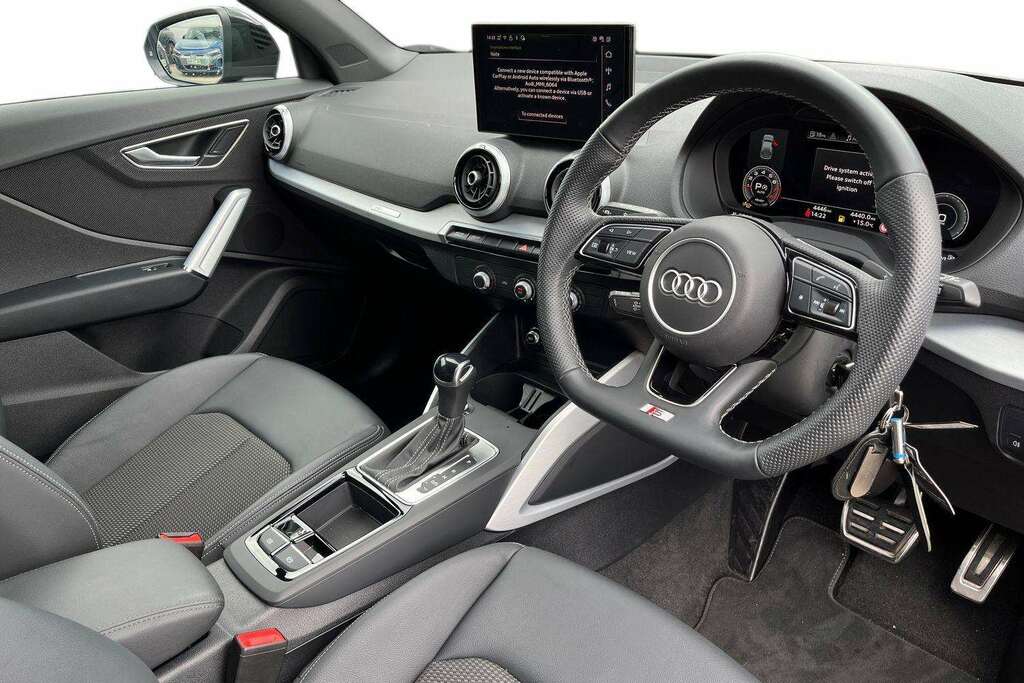 Audi Q2 35 Tfsi Black Edition S Tronic 2026 Grey #6