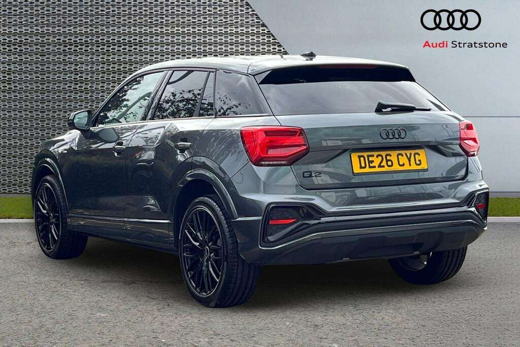 Audi Q2 35 Tfsi Black Edition S Tronic 2026 Grey #3