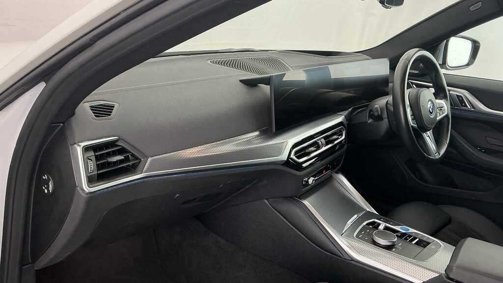 BMW i4 M50 83.9Kwh Blue #7