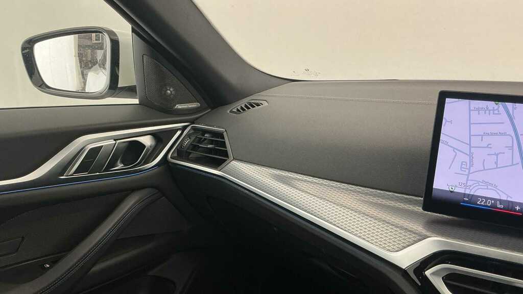 BMW i4 M50 83.9Kwh Blue #21