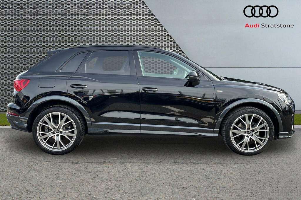 Audi Q3 35 Tfsi Black Edition S Tronic 20 Alloy 202 Black #4