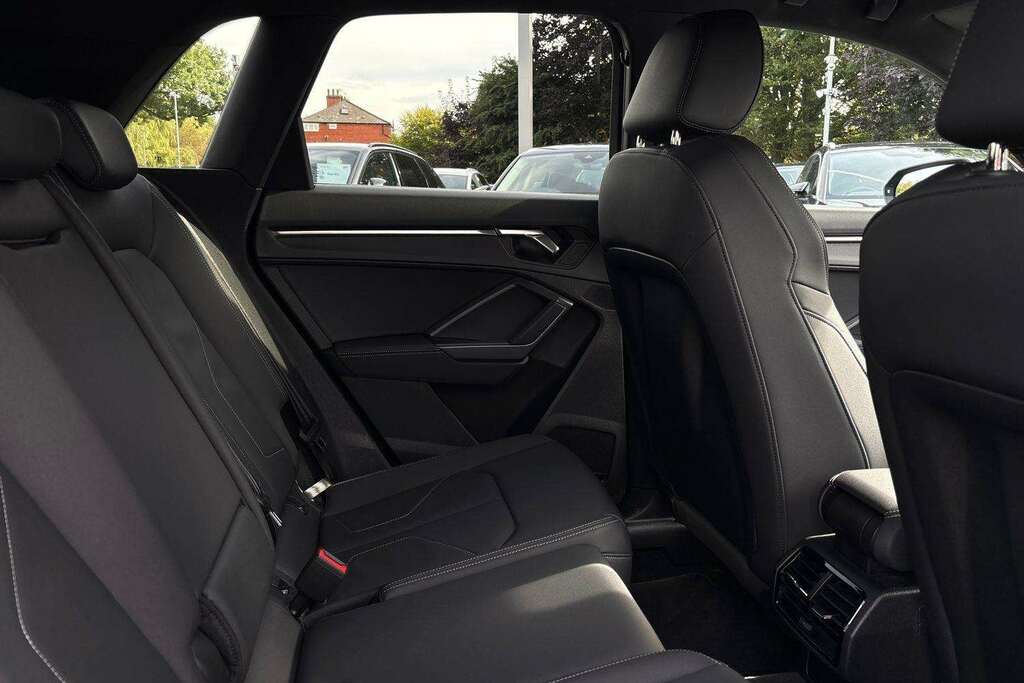 Audi Q3 35 Tfsi Black Edition S Tronic Tech Pack Grey #40