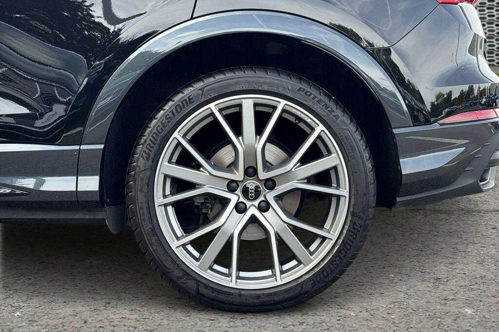 Audi Q3 35 Tfsi Black Edition S Tronic 20 Alloy 202 Black #5