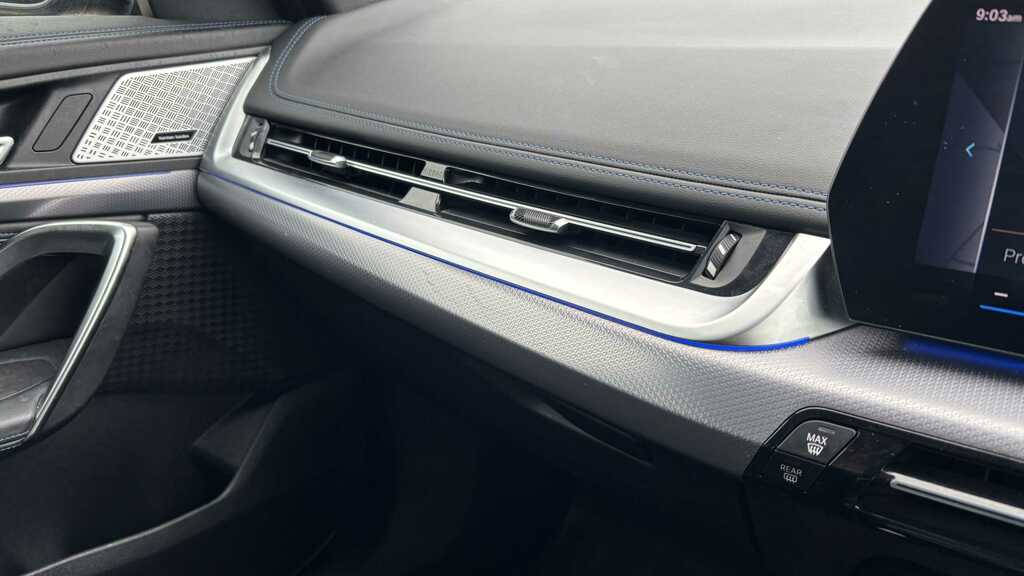 BMW iX1 150Kw Edrive20 Shadow Edition 65Kwh White #21
