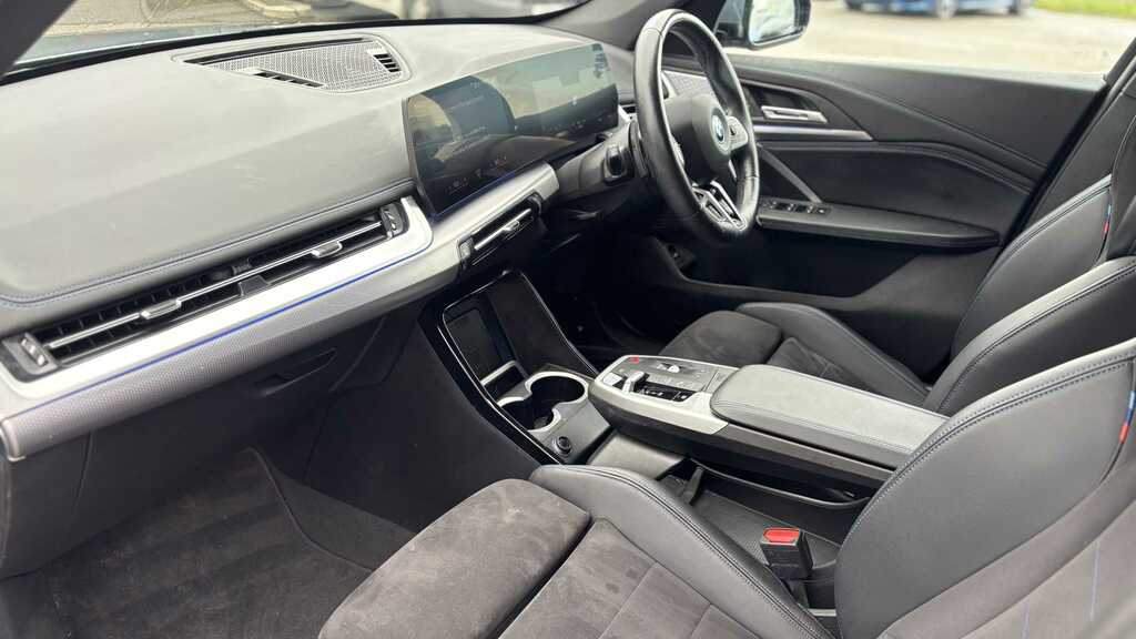 BMW iX1 150Kw Edrive20 Shadow Edition 65Kwh White #25