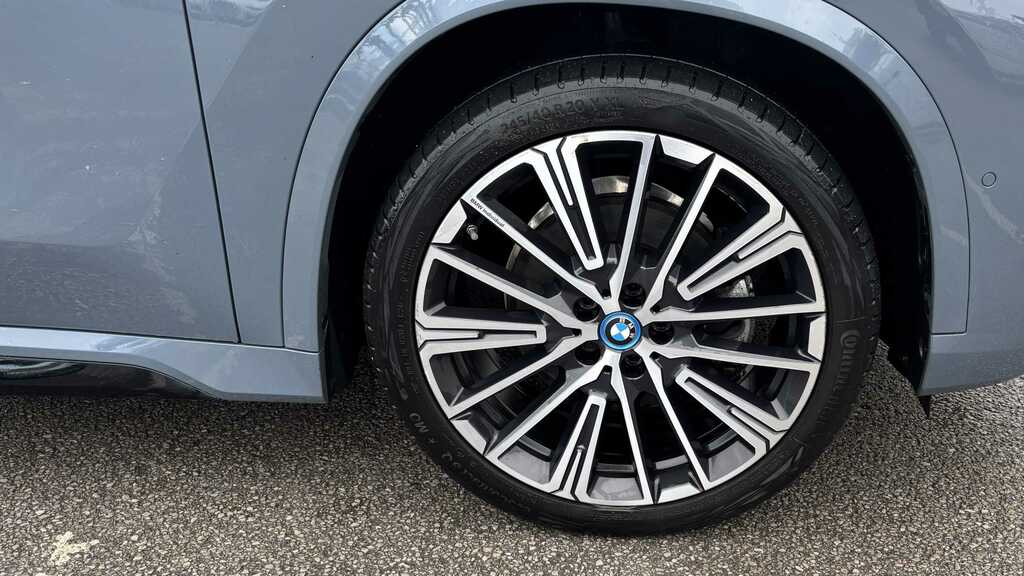 BMW iX1 150Kw Edrive20 Shadow Edition 65Kwh 2026 Grey #5