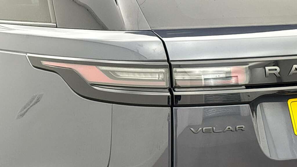 Land Rover Range Rover Velar 2.0 P400e Dynamic Se Grey #19