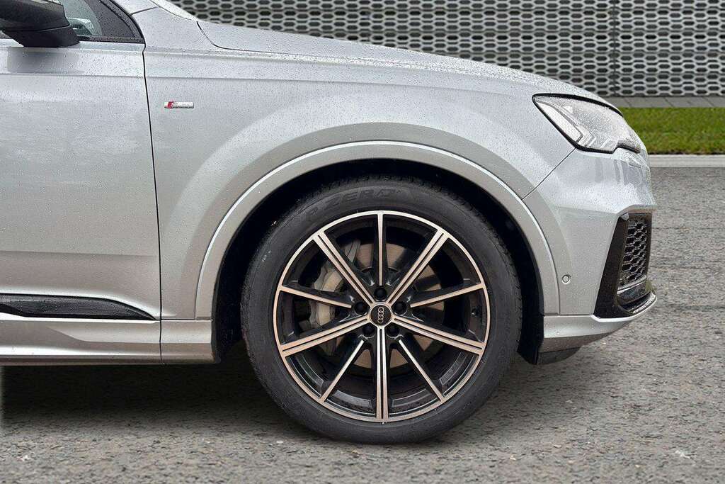 Audi Q7 55 Tfsi Quattro Black Edition Tiptronic Tech Silver #5