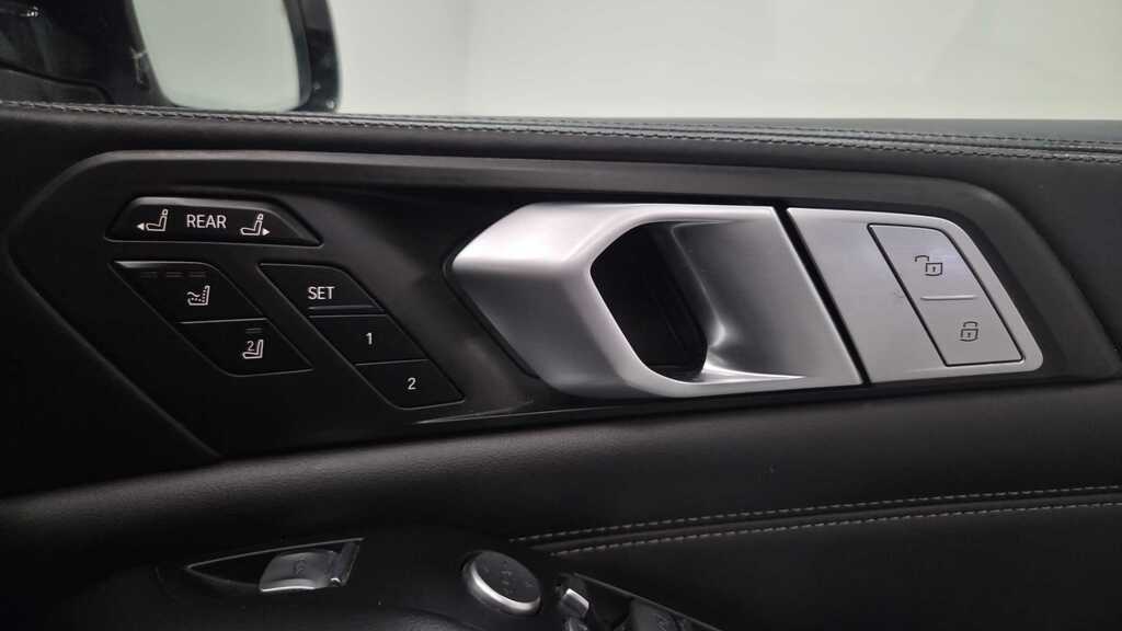 BMW X7 Xdrive30d M Sport Step Blue #24
