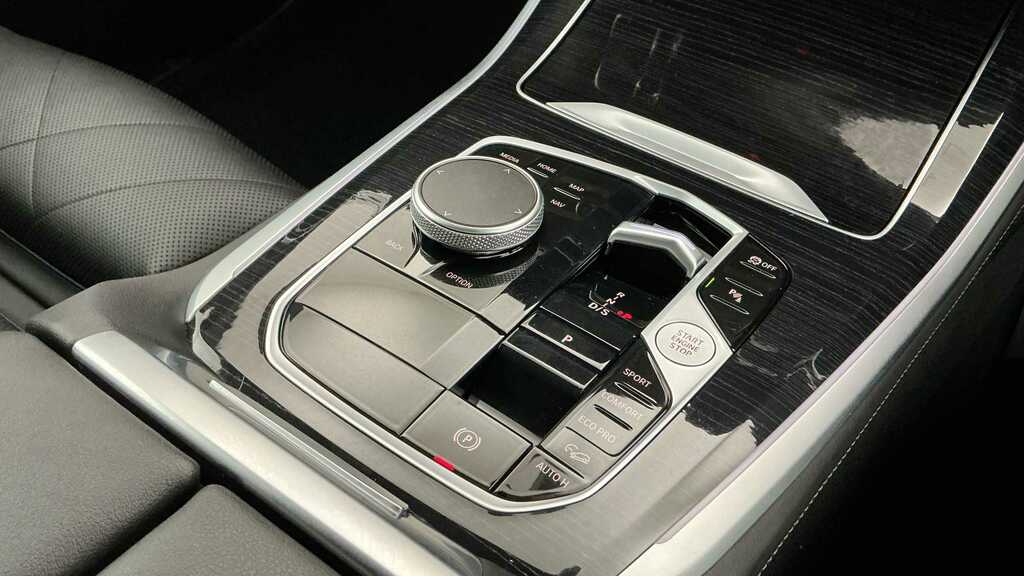 BMW X5 Xdrive50e M Sport Techpro Pack Black #10