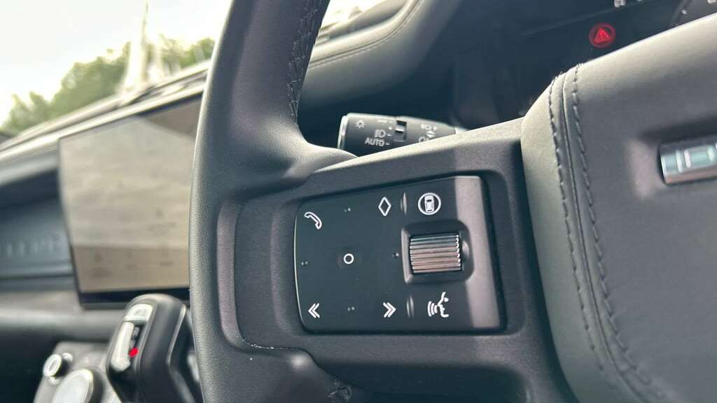 Land Rover Defender 90 D250 X-dynamic Hse Eiger Grey Grey #35