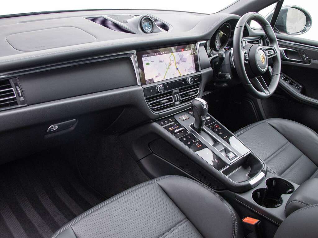 Porsche Macan T Pdk 2026 Grey #3