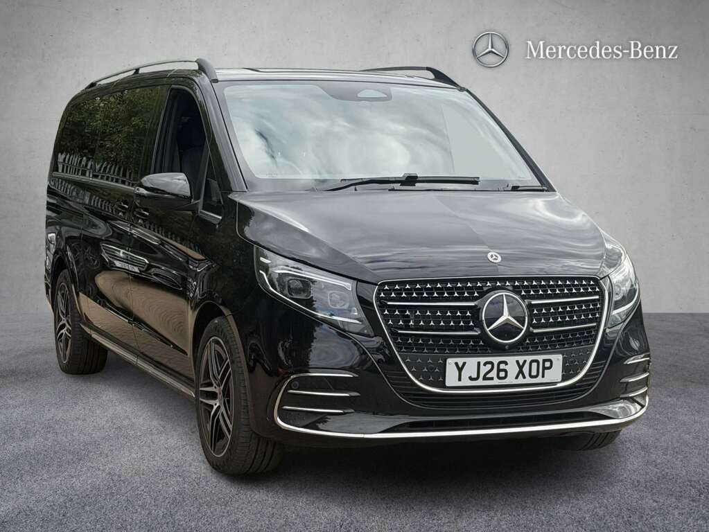 Mercedes-Benz V Class V220 D Premium Amg Line 9G-tronic Extra Long Black #5