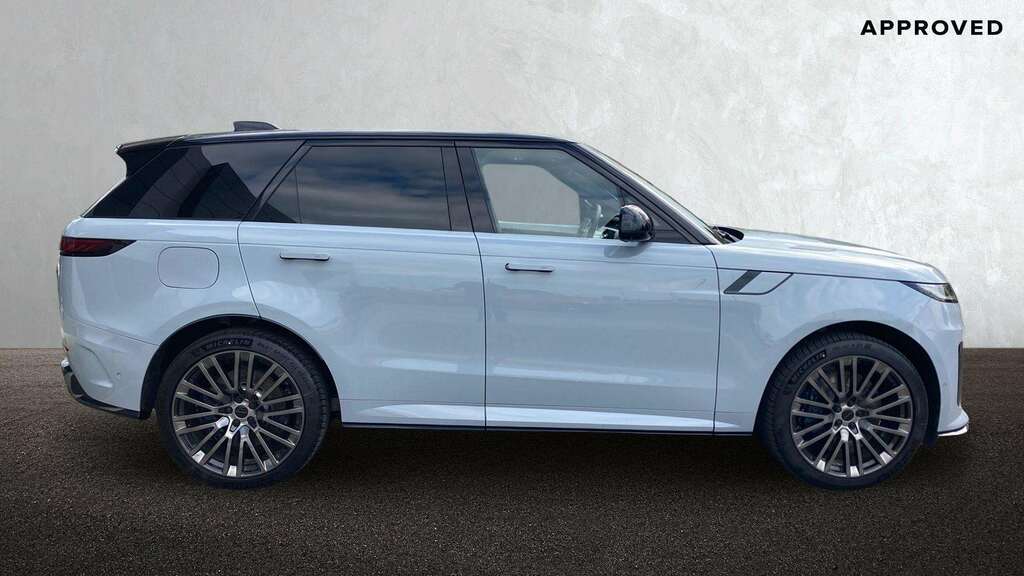 Land Rover Range Rover Sport 4.4 P635 V8 Sv 2026 Grey #5